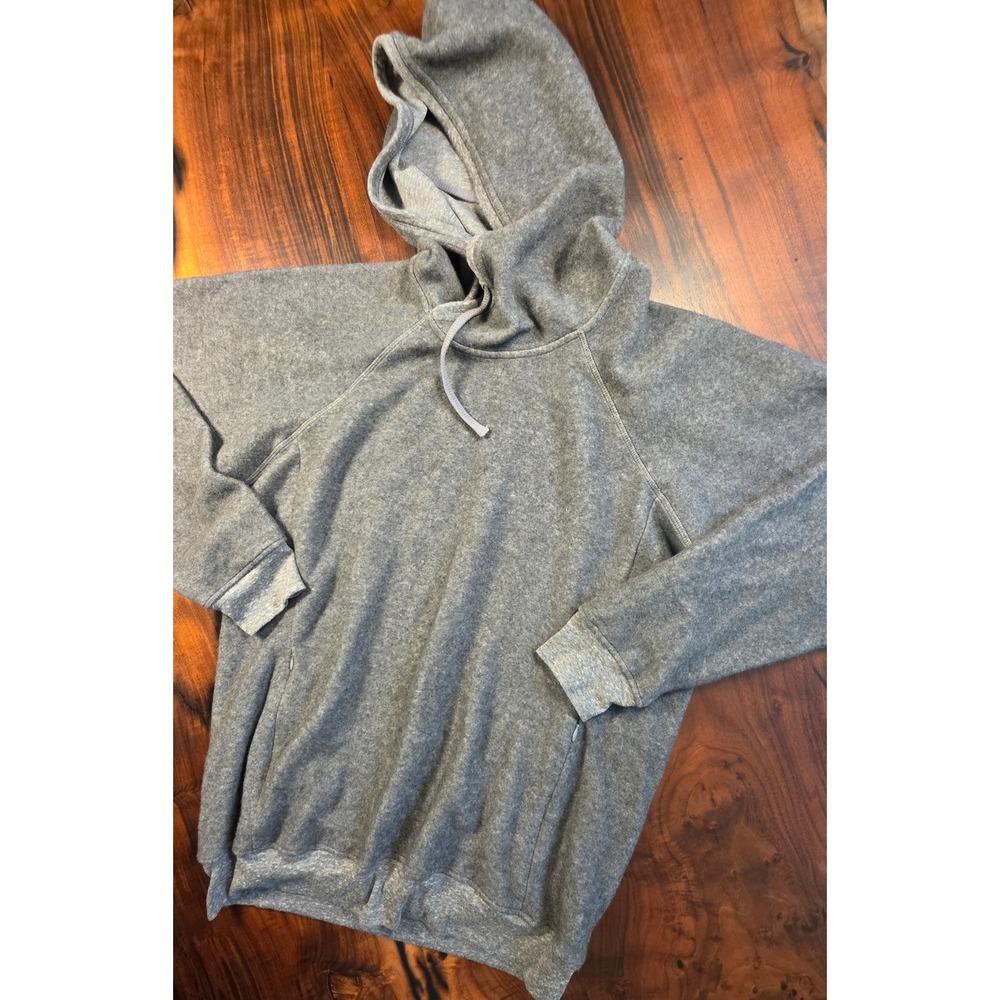 Alo Yoga Raglan Celeb Style Minimalist Luxury Viral Fitness Cozy Streetwear